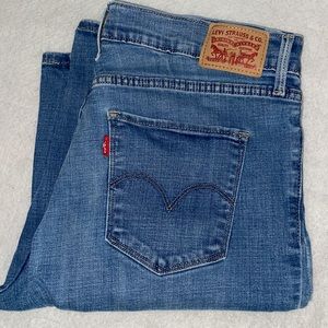 Levi’s Bermuda shorts